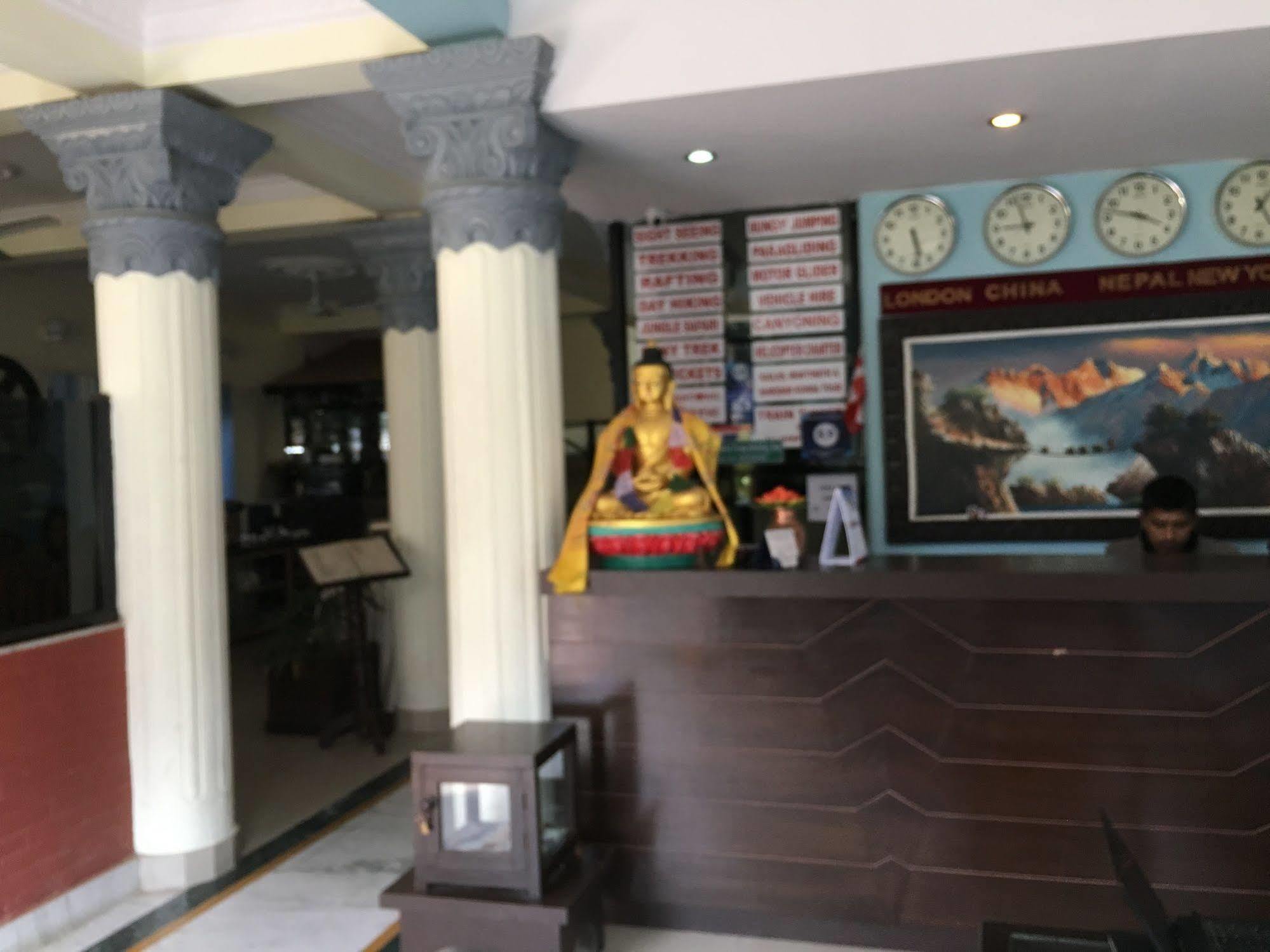 Hotel Fewa Holiday Inn Pokhara Exterior foto